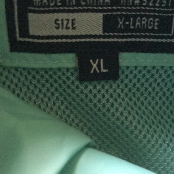 Windbreaker - Picture 4 of 4